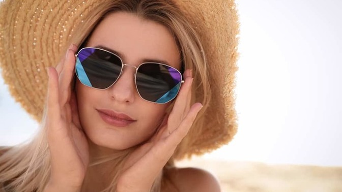What does it mean when girl always wears sunglasses when she meets a particular guy?
