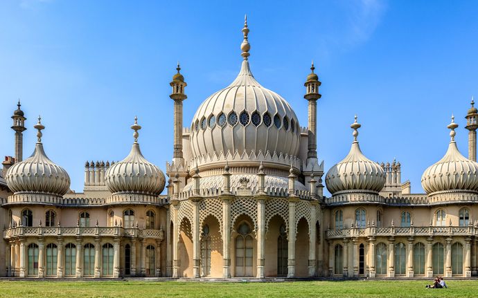 Do you know what a pavilion is? Is there a pavilion in your country?