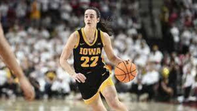 Will caitlin clark go pro or stay one more year at Iowa?