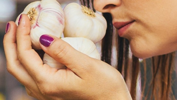 Do you like the smell of garlic?