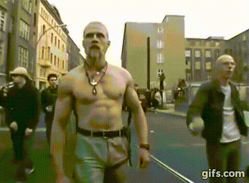 Let’s having a freaking gif dance off! Would you mind dancing with me?