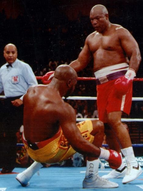 Which is more difficult to become: The youngest or oldest heavyweight champion?