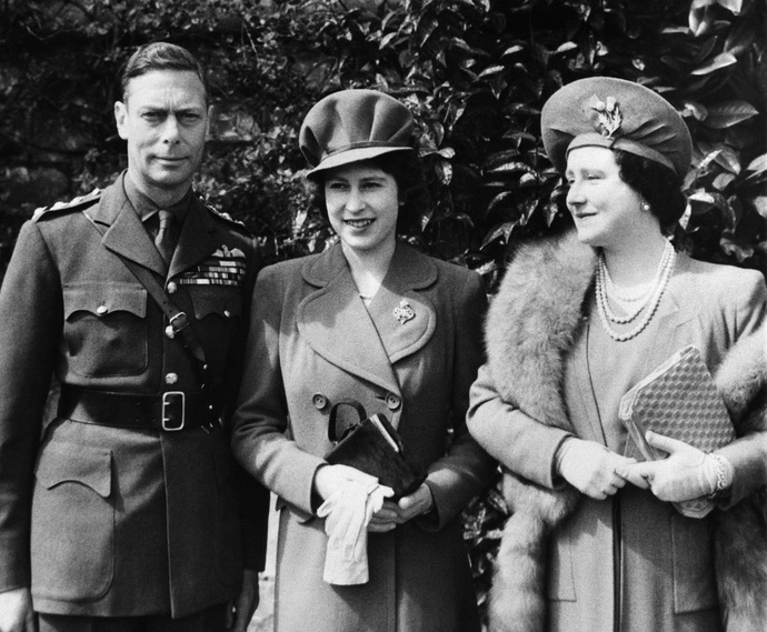 If Hitler had destroyedthe BEF at Dunkirk & invaded Britain would he have married the teenage future Queen of Britain Elizabeth?
