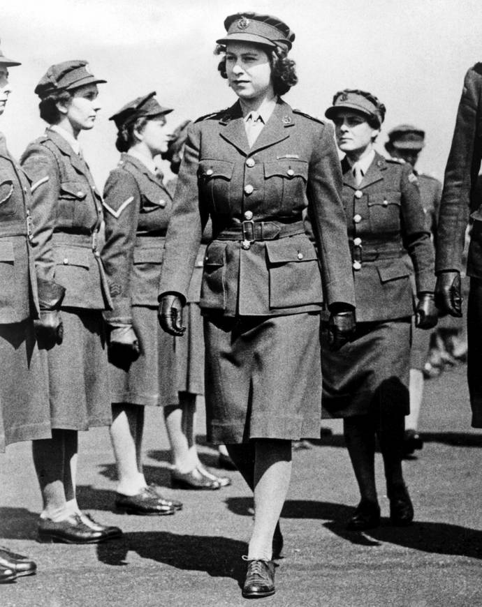 If Hitler had destroyedthe BEF at Dunkirk & invaded Britain would he have married the teenage future Queen of Britain Elizabeth?