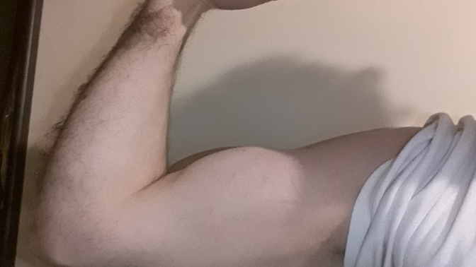 Who win in arm wrestling?