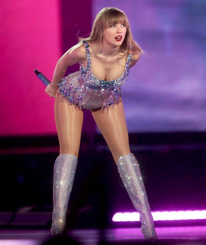Is it time Travis Kelce fired a baby into Taylor before her eggs at 34 go past their use by date ?
