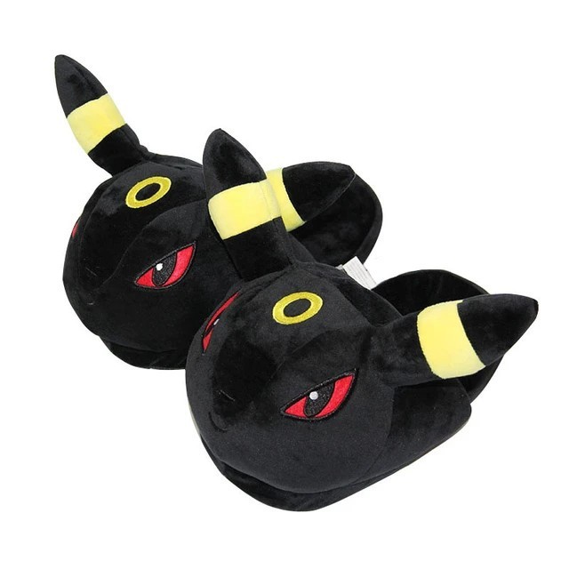 Do you wear shoes in the house? GirlsAskGuys