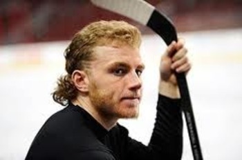 Do you find the "modern mullet" haircut physically attractive?