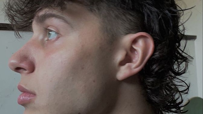 Do you find the "modern mullet" haircut physically attractive?