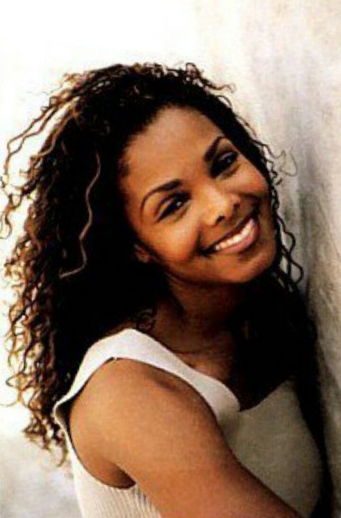 Who would consider America’s Sweetheart in the 80s & 90s: Whitney Houston or Janet Jackson?