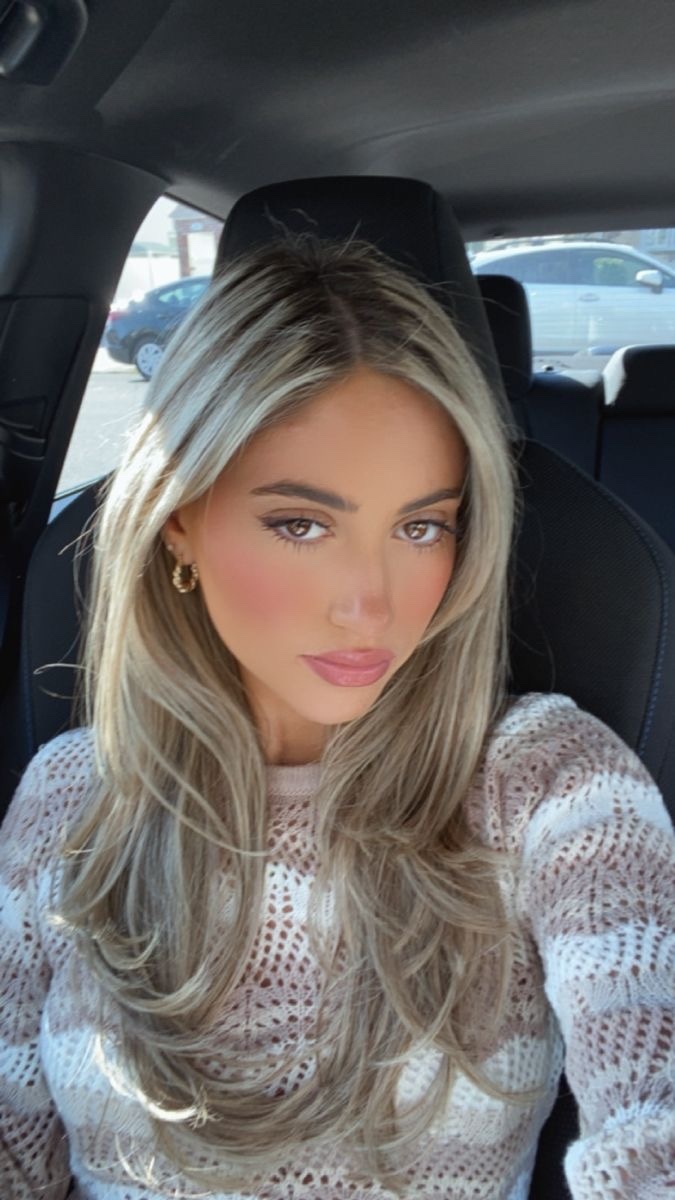 Brunettes or blondes?