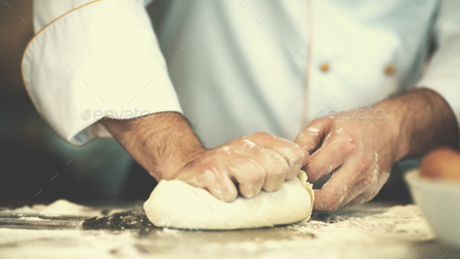Does it bother you that people don't wear gloves when making food?