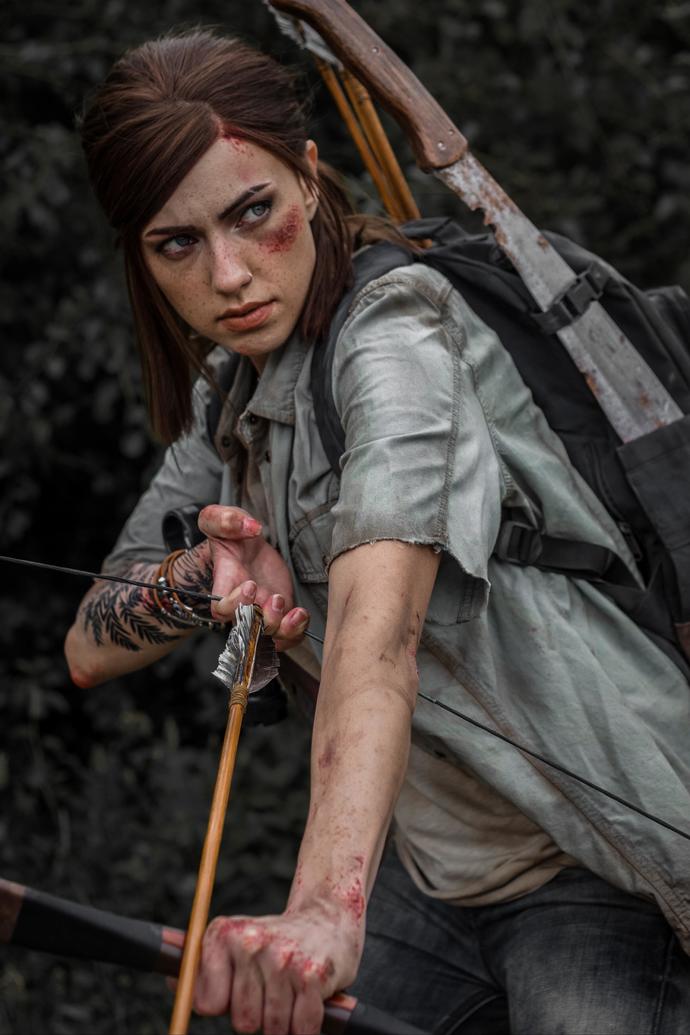 What do you think of this cosplay as Ellie from the last of us?