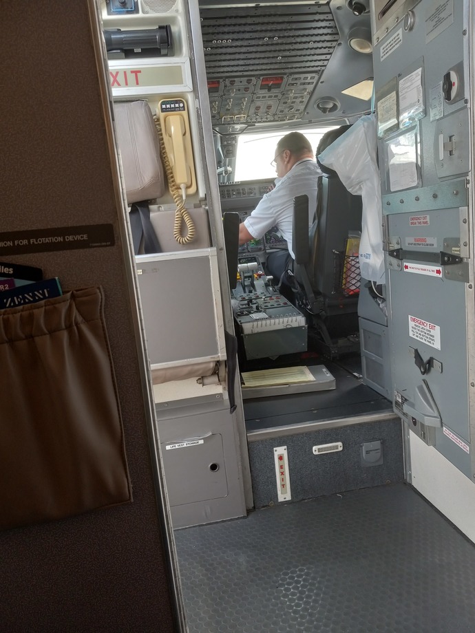 On the plane... Aisle, Middle or Window Seat?