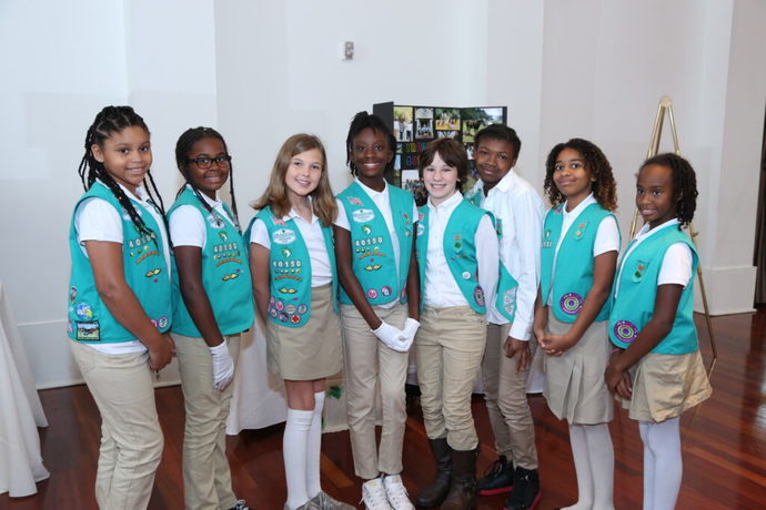 Is it true that girls can join the Boy Scouts but boys cannot join the Girl Scouts?