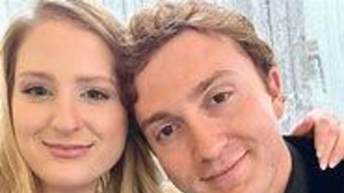 How hot would you say this famous couple looks on a scale of 1-5?