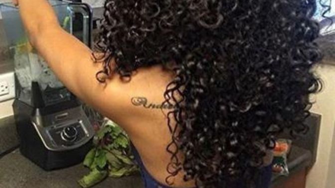 Men, do you prefer straight or curly hair?