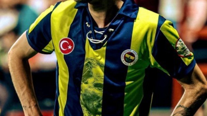 What is your favorite football player?
