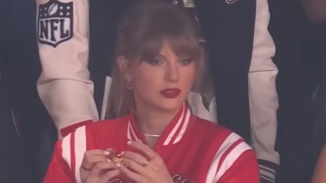 Are Taylor Swift fans racist as BLM founder says or is it just white people having fun that makes her mad?