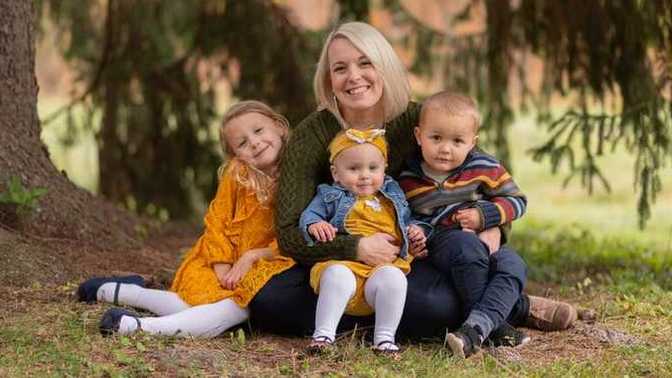 How many kids does a single parent need to have for you to NOT be interested in dating them?