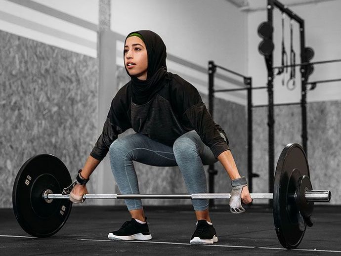 Should people at least be able to deadlift their bodyweight, and push/pull half of their weight?