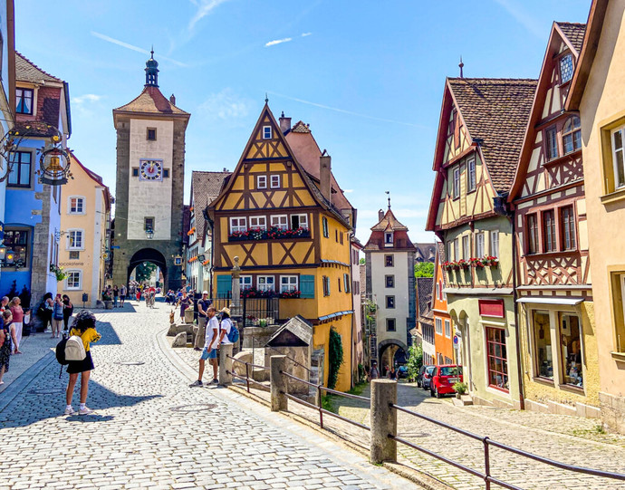 If you could only pick ONE, would you prefer to visit German towns in Germany or German towns in France?