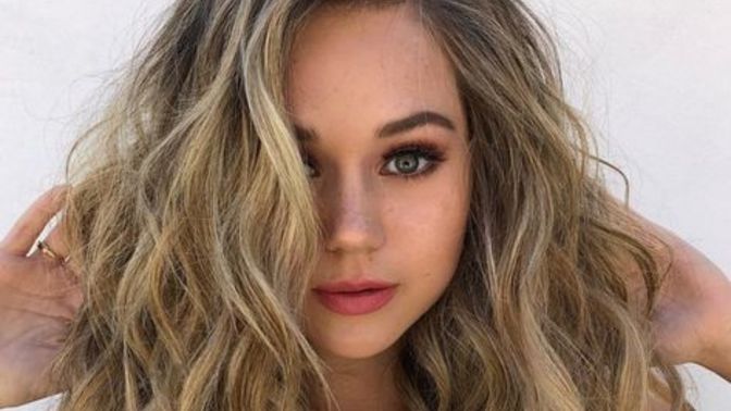 Which actress has the best hair?