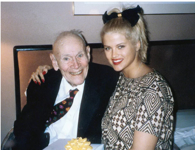 Can We Please Do Away With The Term 'Gold Digger'?