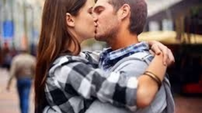 How many times should you kiss your partner each day?
