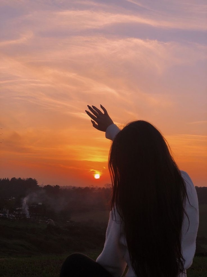 Are you happier alone?
