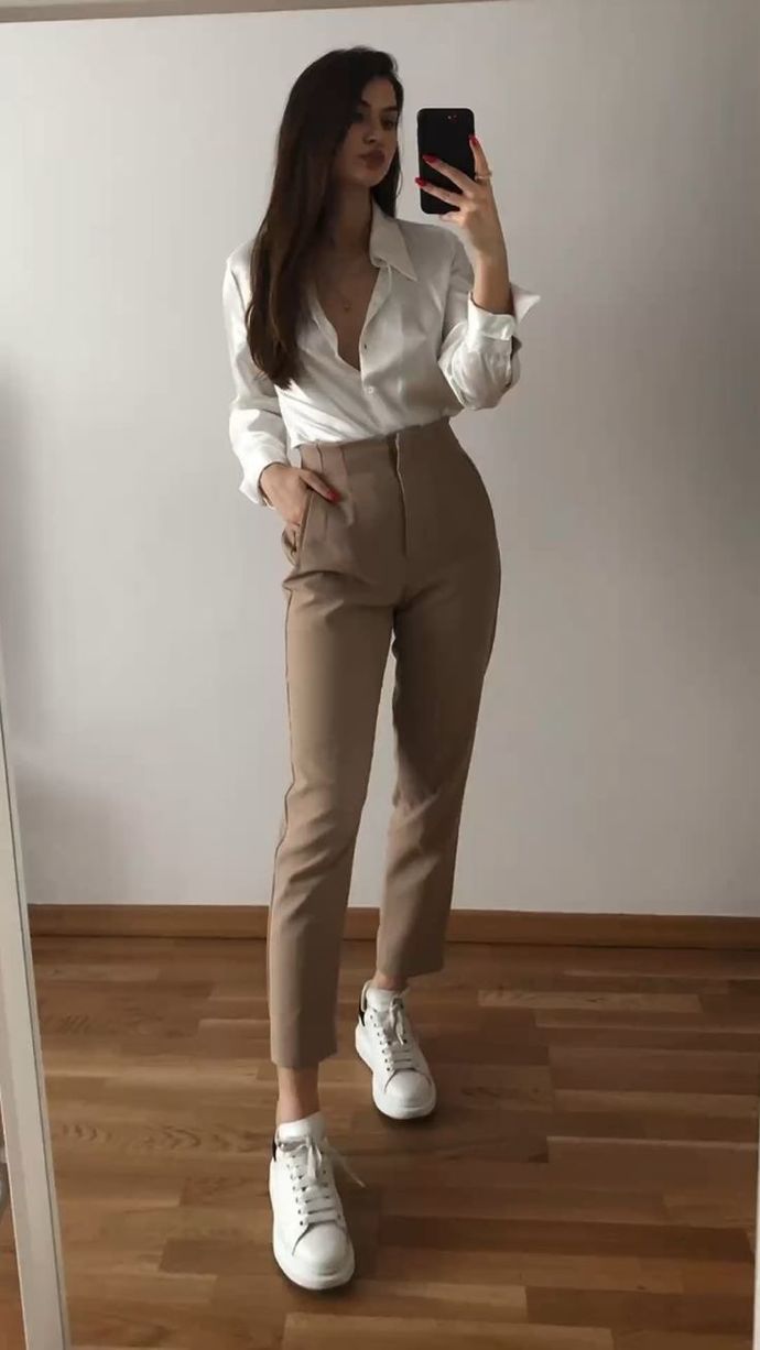 What should I wear for my first day of work?