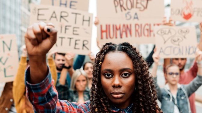 What to do if you really like your new girlfriend but she turns out to be a feminist?