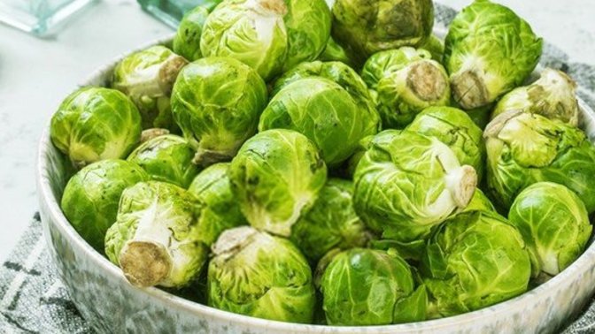 What do brussel sprouts taste like?