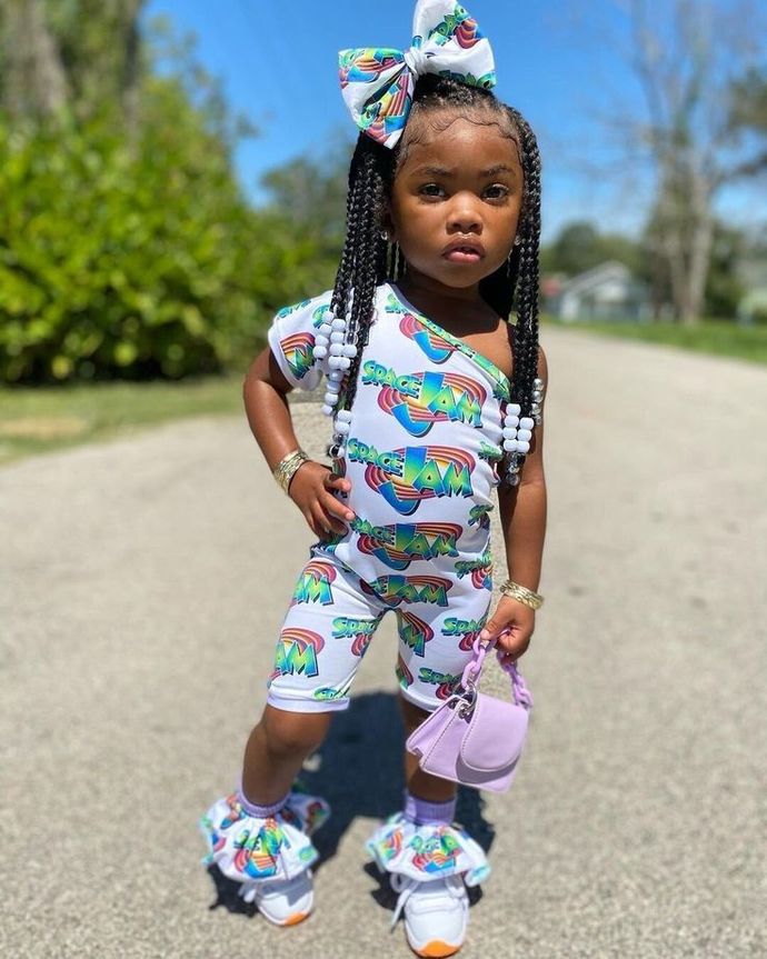 Which baby girl outfit is the cutest?
