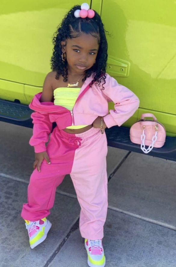 Which baby girl outfit is the cutest?