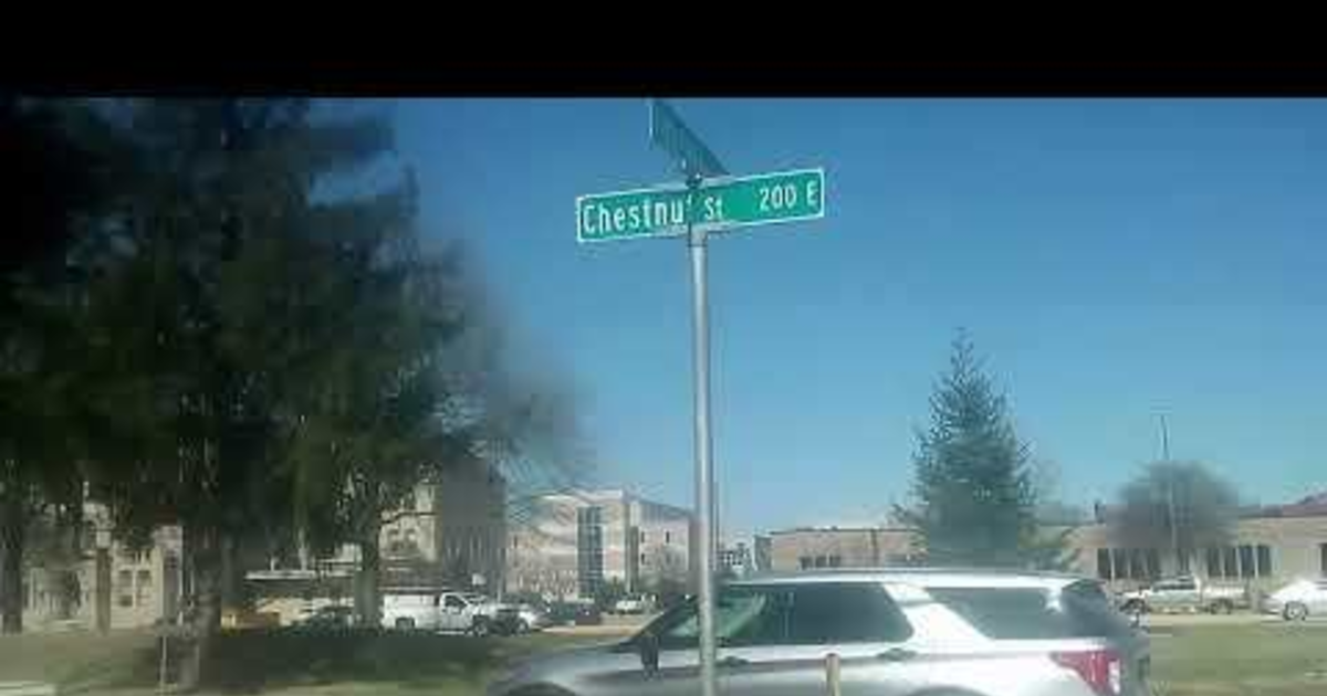 Should probation parole get a ticket for failure to use turn signal