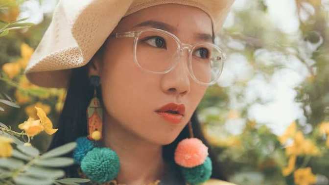 Do you find eccentric looking people attractive?