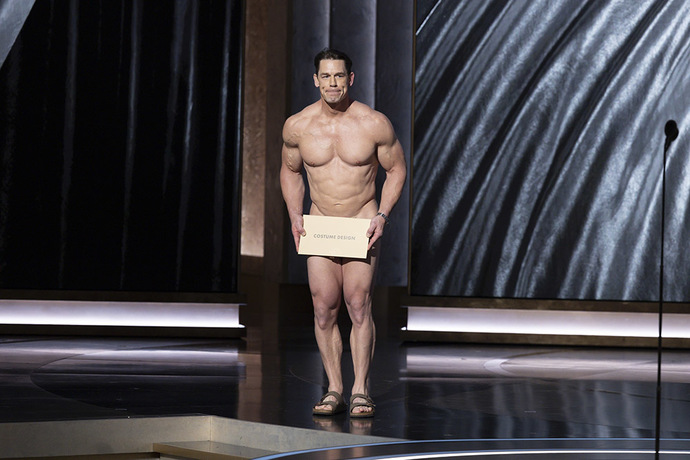 Most ridiculous outfit at the Oscar's?