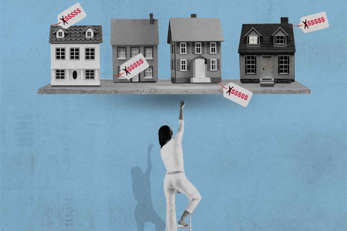 If you live in the U. S. what is the average cost of a middle clsss house in a decent area going for in your area? Name your state if you dont mind?