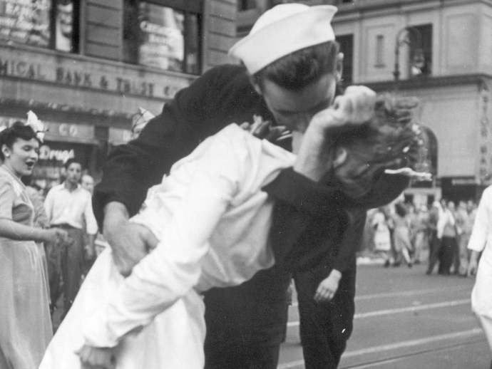 Do you find this famous picture controversial?