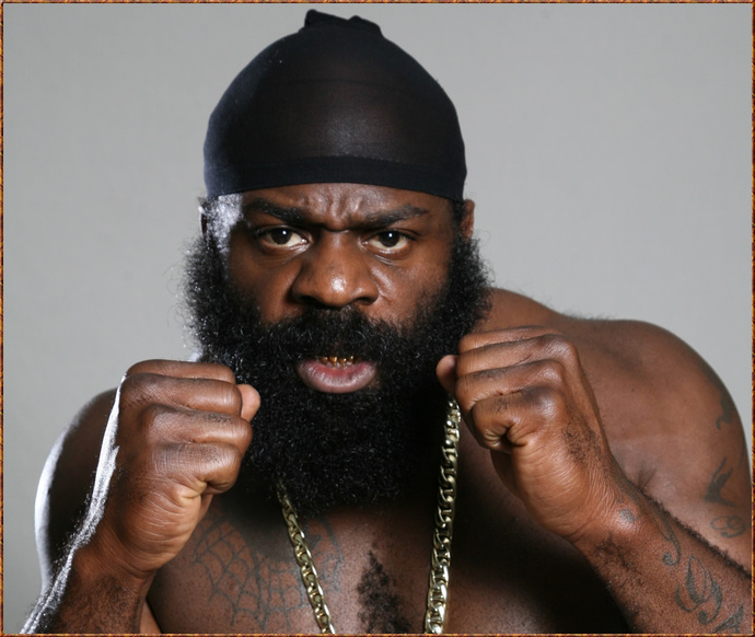 Who wins a fight between these two men ?