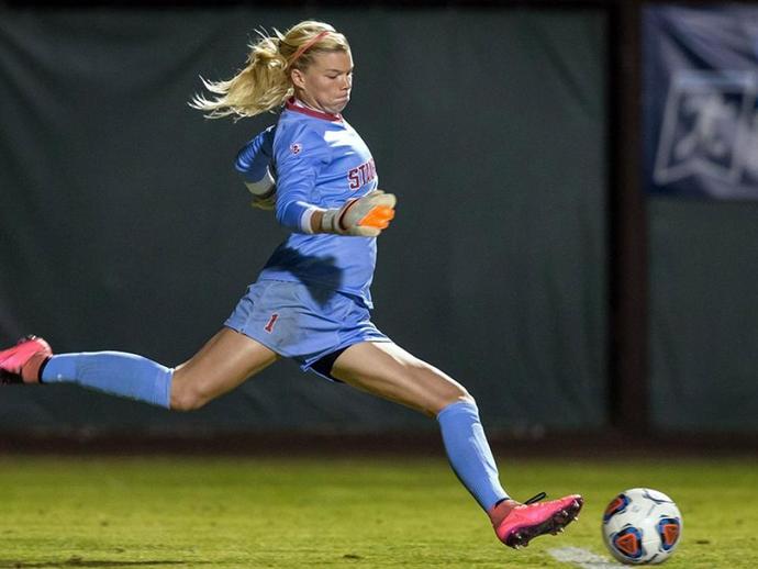 Guys, do you find plus size models attractive?