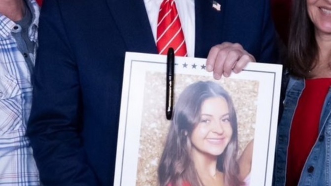 You call it "“pathetic" for saying her name wrong, but for someone who wrote her name wrong and autographing it makes it all better?