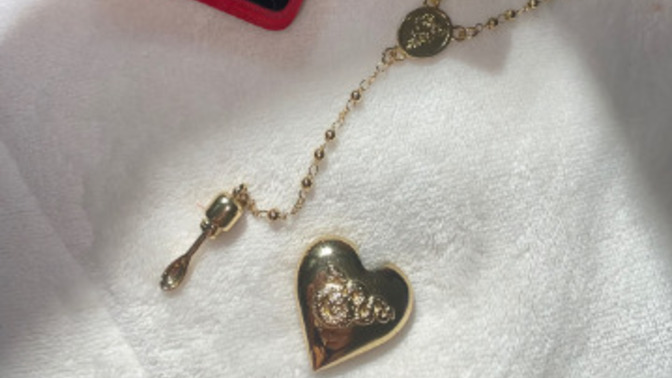 What do you think about coke necklaces with spoon like the one Lana Del Rey used to have?