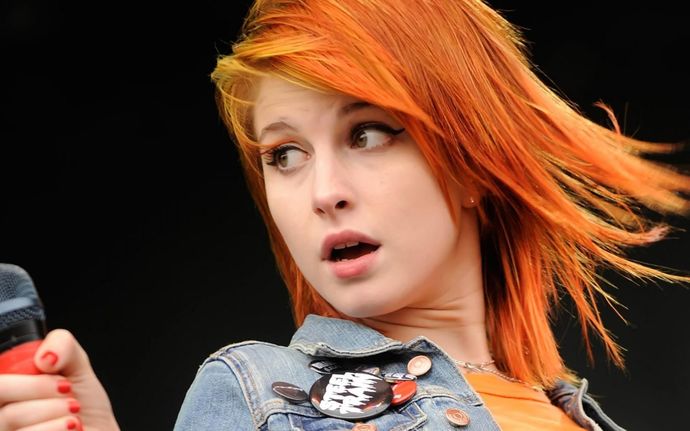 Which of these singers is the prettiest? (prettiest, not hottest or sexiest, not your favorite)?