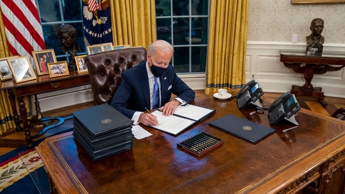 If Biden didn’t need bipartisan support to screw up the border, why does he now need bipartisan support to fix his own mistake?