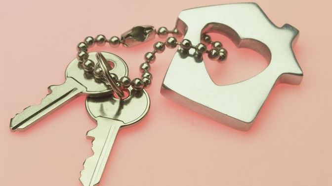 When should a couple move in together?