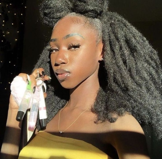 Is it a common perception that curly hair is seen as cute rather than attractive?