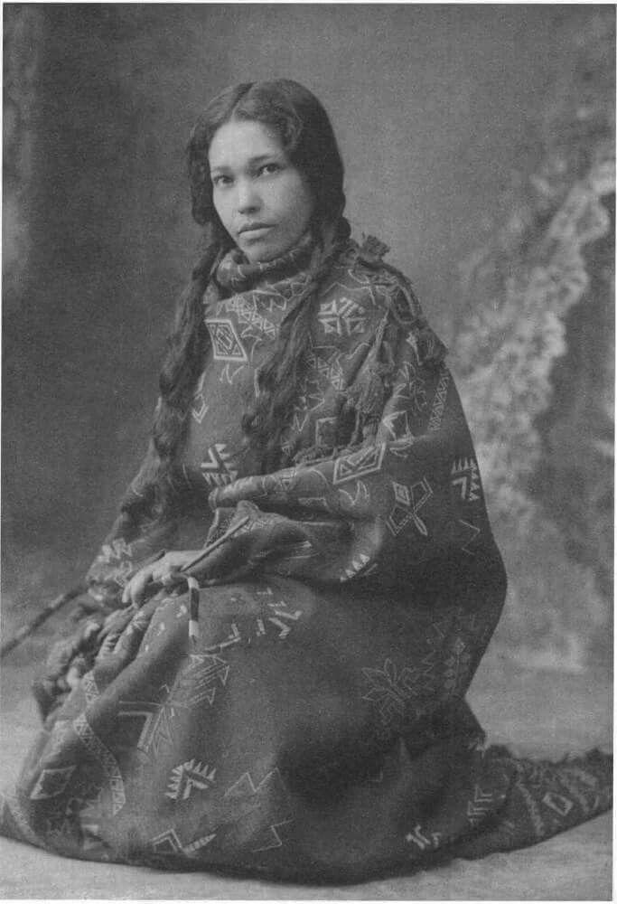 Why are very beautiful women rare before the 1930/40s? ?