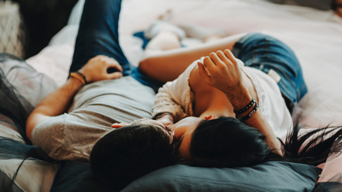 Why are women less pressurized to be good in bed?